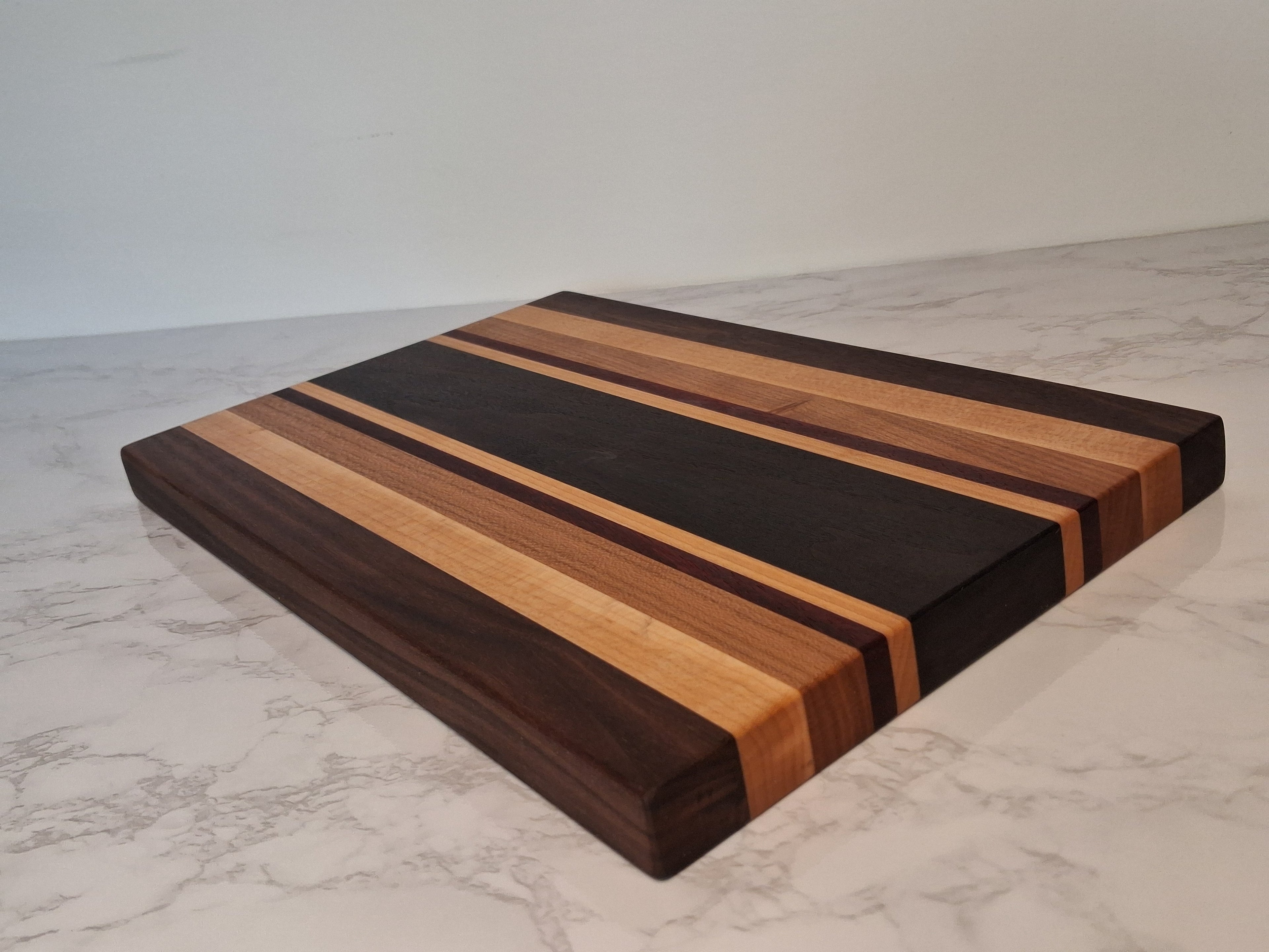 10" x 14" x 1" Cutting Board