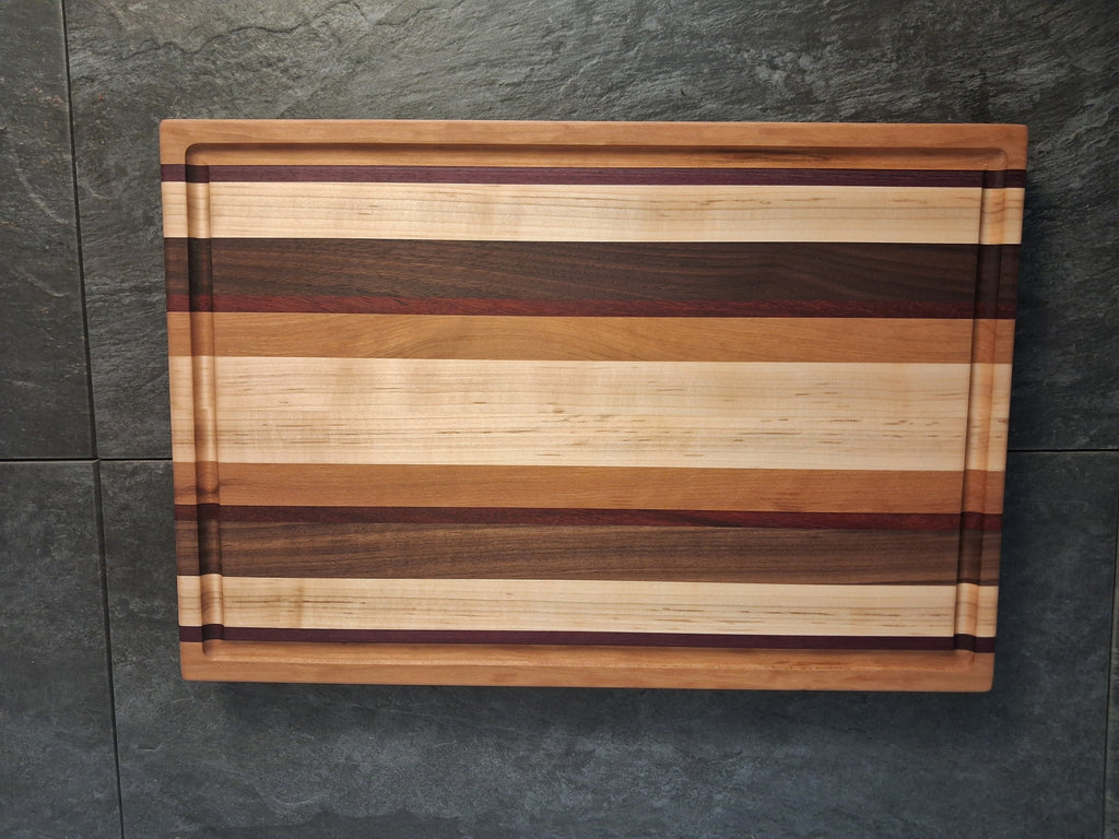 12" x 18" x 1.25" Juice Grooved Cutting Board