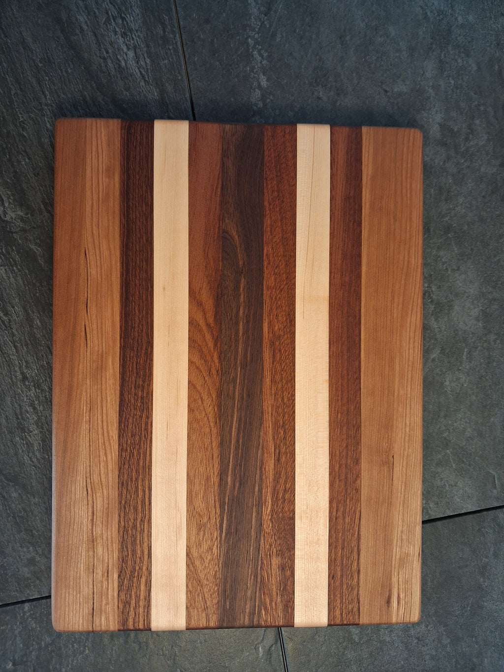 10" x 14" x 1" Cutting Board