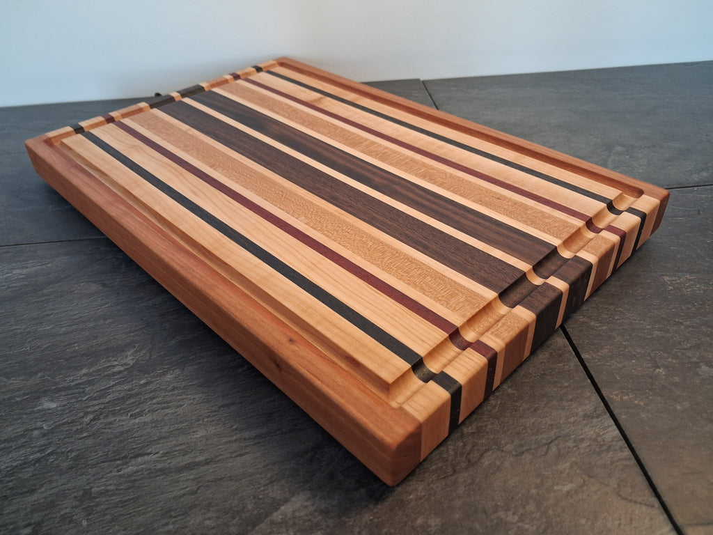 12" x 18" x 1.25" Juice Grooved Cutting Board