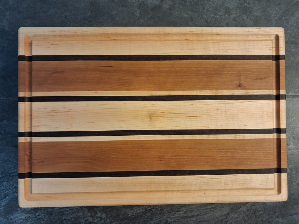12" x 18" x 1.25" Juice Groove Cutting Board
