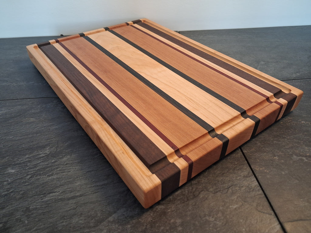 12" x 18" x 1.25" Juice Grooved Cutting Board
